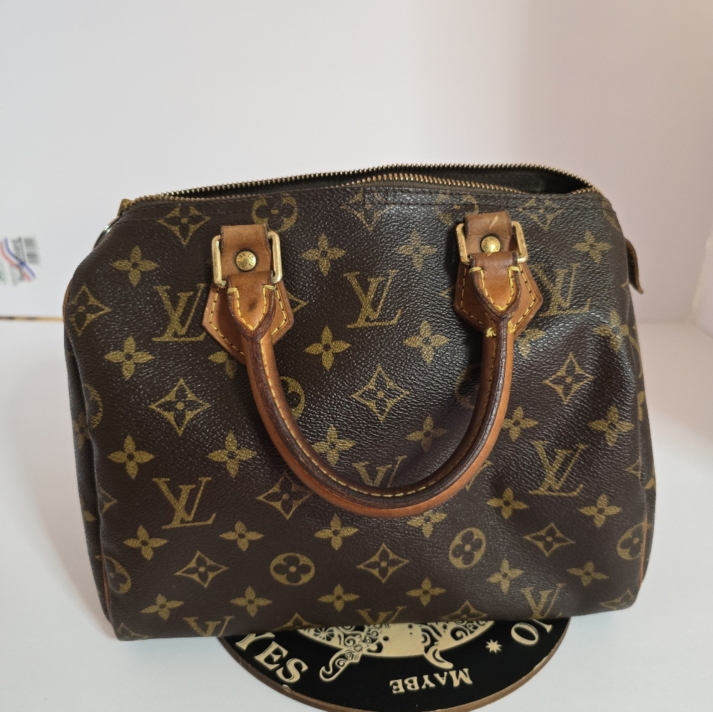 Louis Vuitton Speedy 25 - Picture 2 of 16